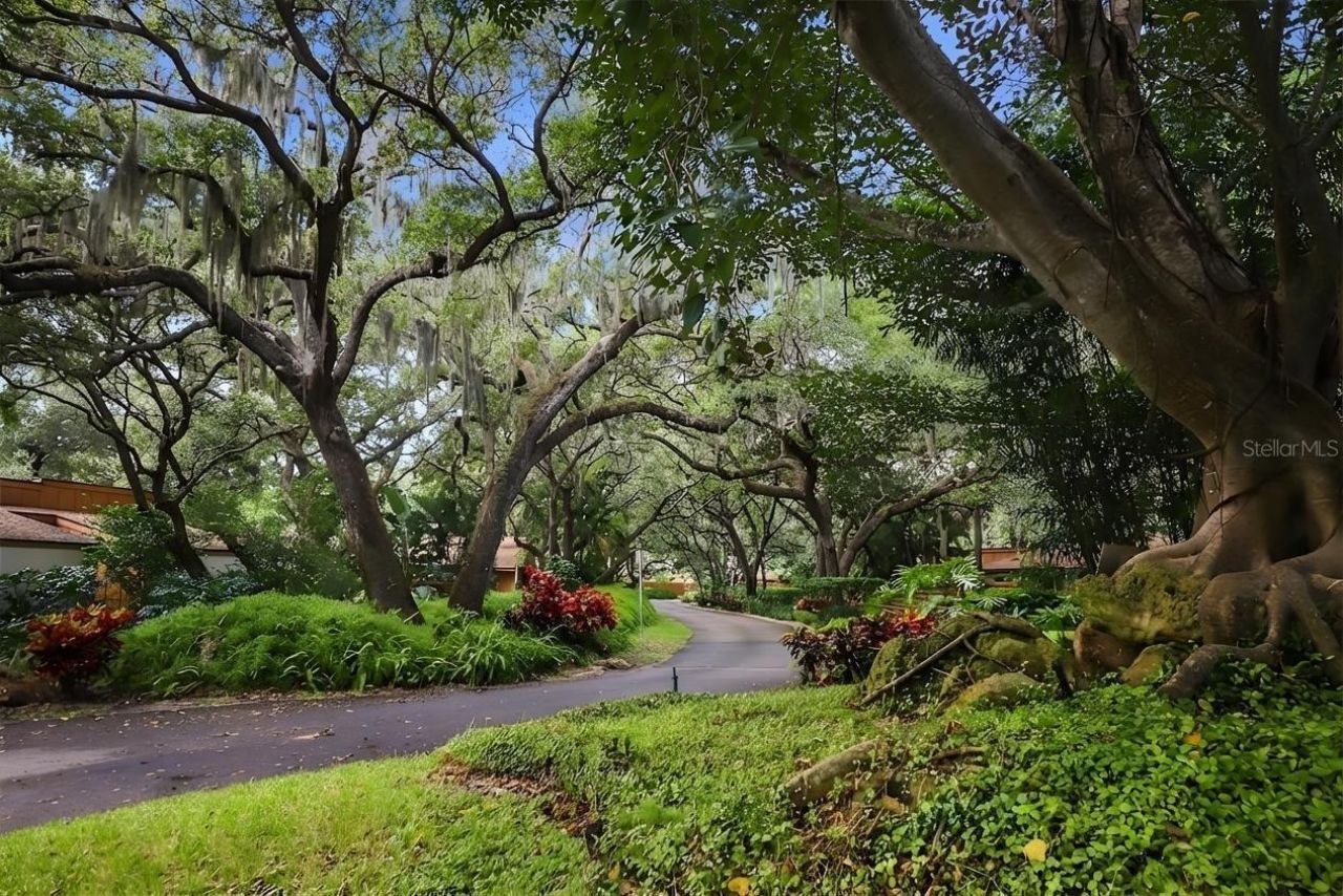 2411 Pheasant Ln , Bradenton, FL 34209 Photo