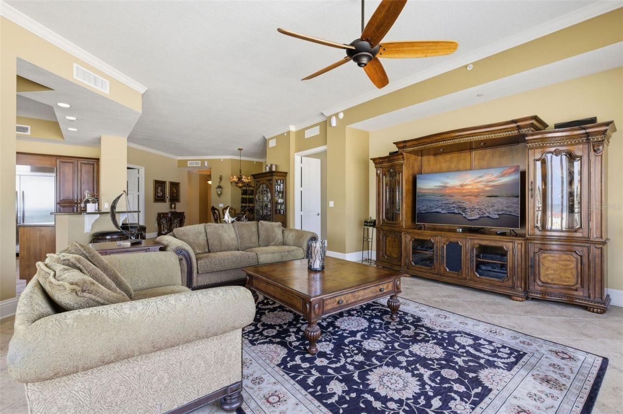 11 Baymont Street, Unit 302, Clearwater, FL 33767 Photo