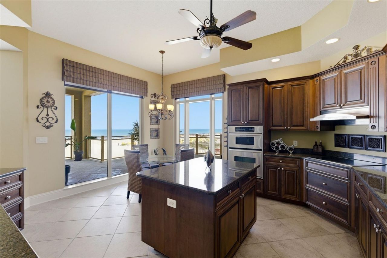 11 Baymont Street, Unit 302, Clearwater, FL 33767 Photo