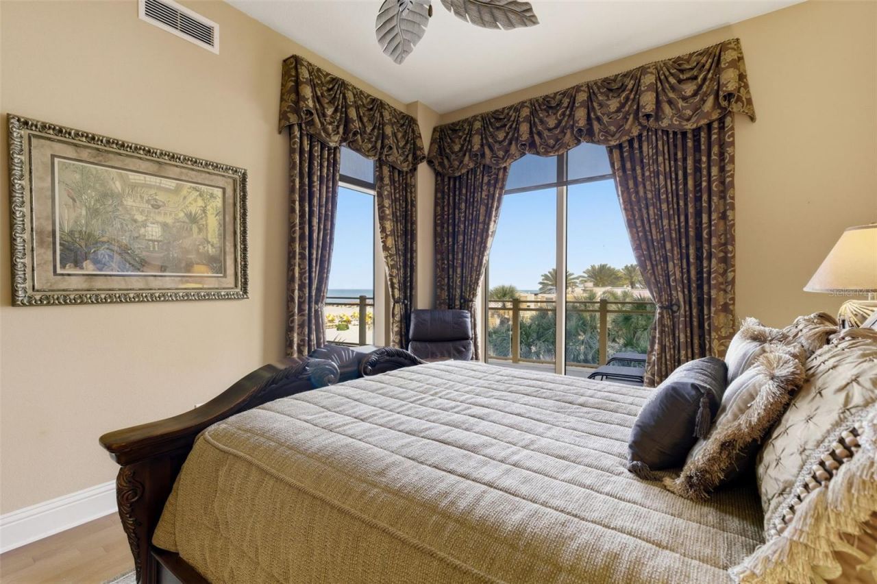 11 Baymont Street, Unit 302, Clearwater, FL 33767 Photo