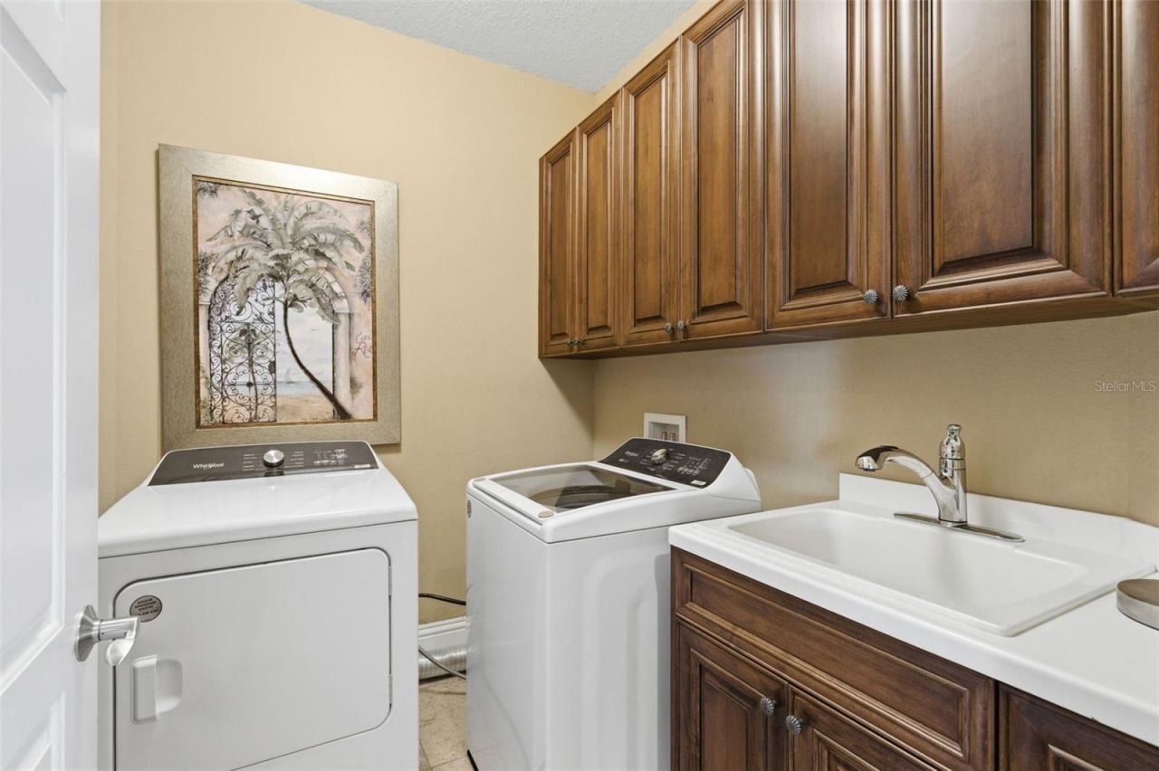 11 Baymont Street, Unit 302, Clearwater, FL 33767 Photo