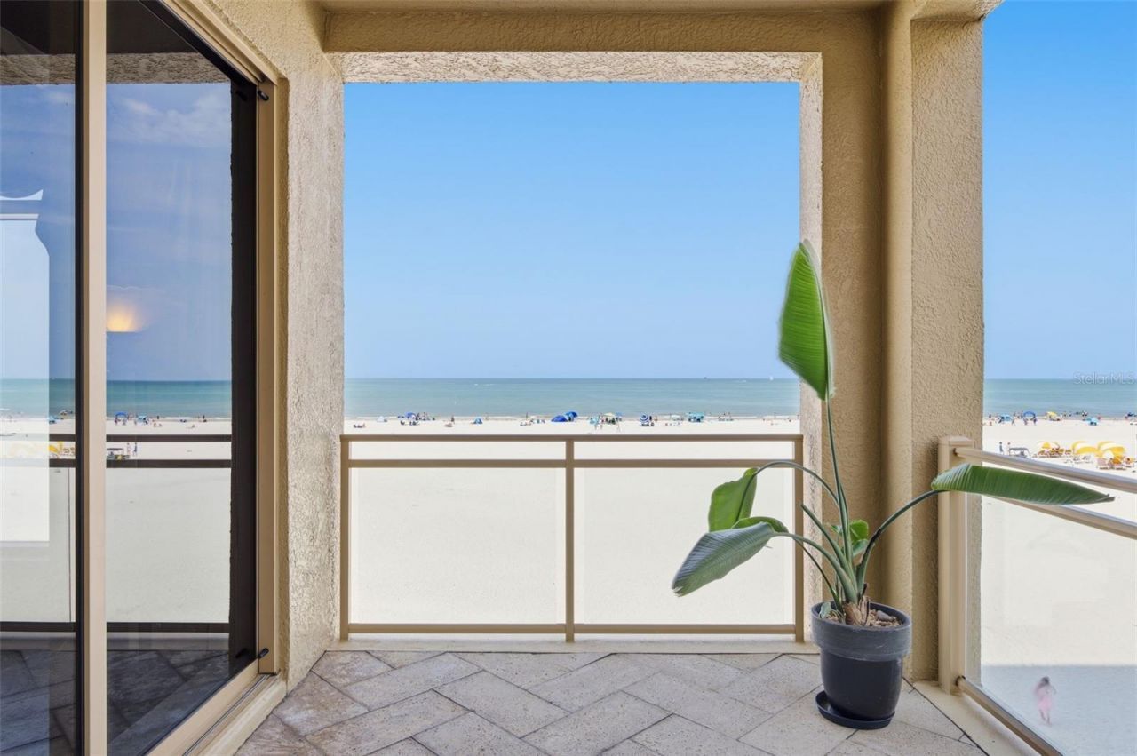 11 Baymont Street, Unit 302, Clearwater, FL 33767 Photo