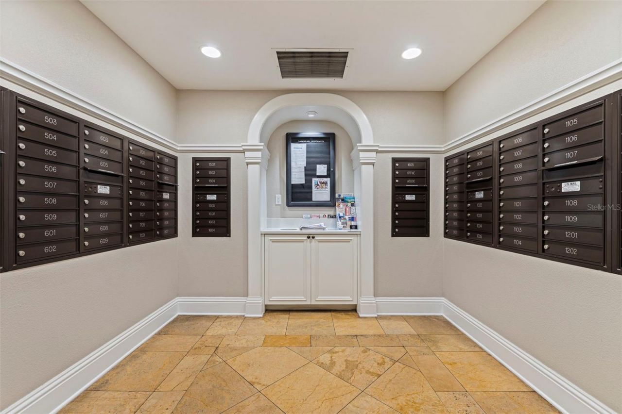 11 Baymont Street, Unit 302, Clearwater, FL 33767 Photo