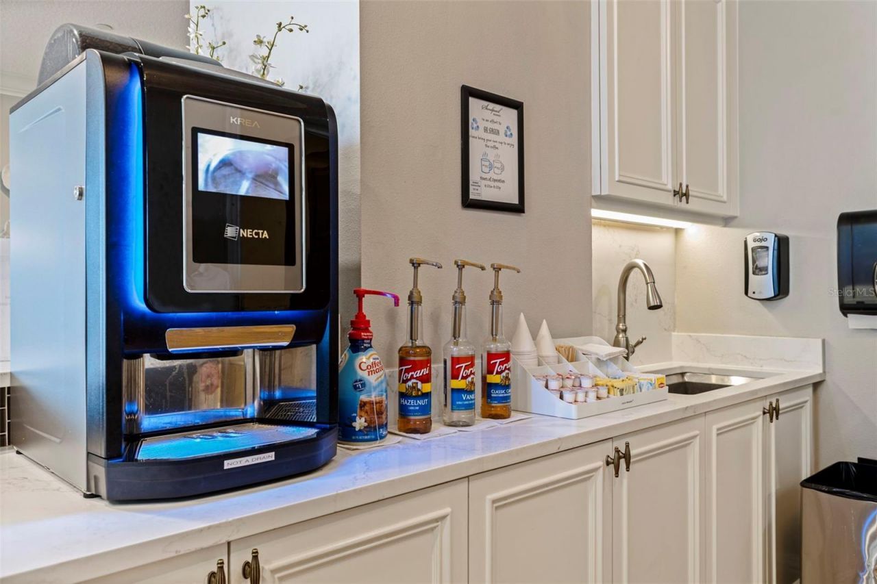 11 Baymont Street, Unit 302, Clearwater, FL 33767 Photo