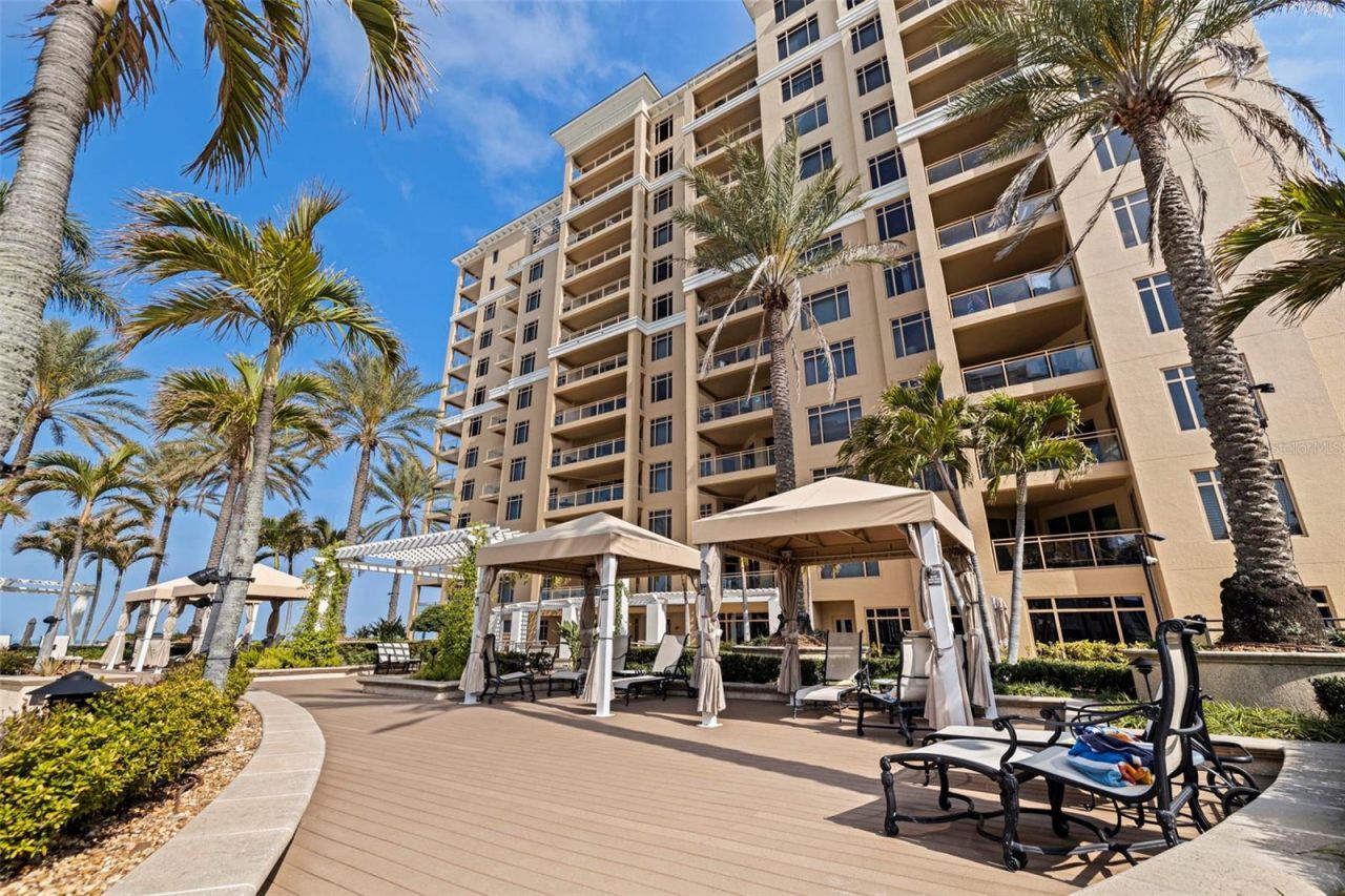 11 Baymont Street, Unit 302, Clearwater, FL 33767 Photo