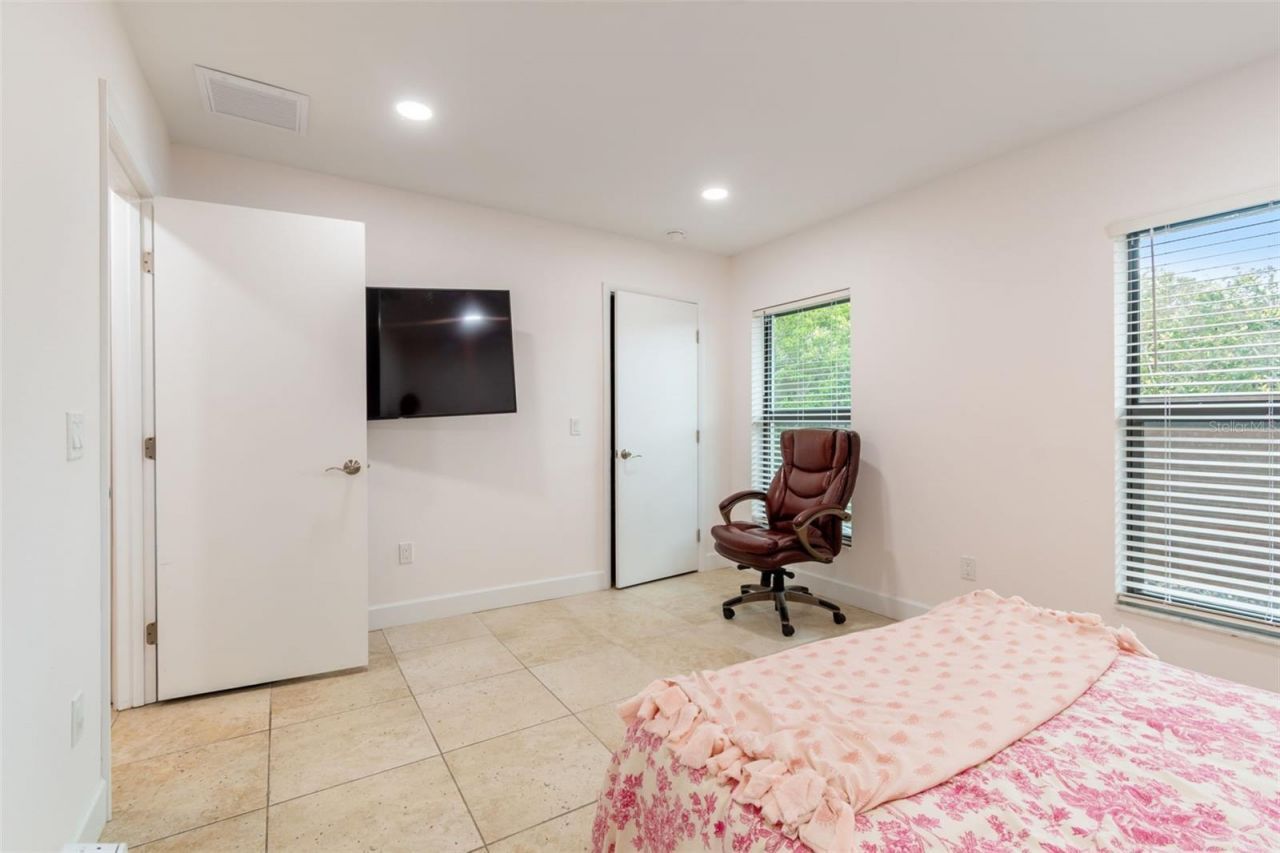 4213 Saltwater Boulevard, Tampa, FL 33615 Photo