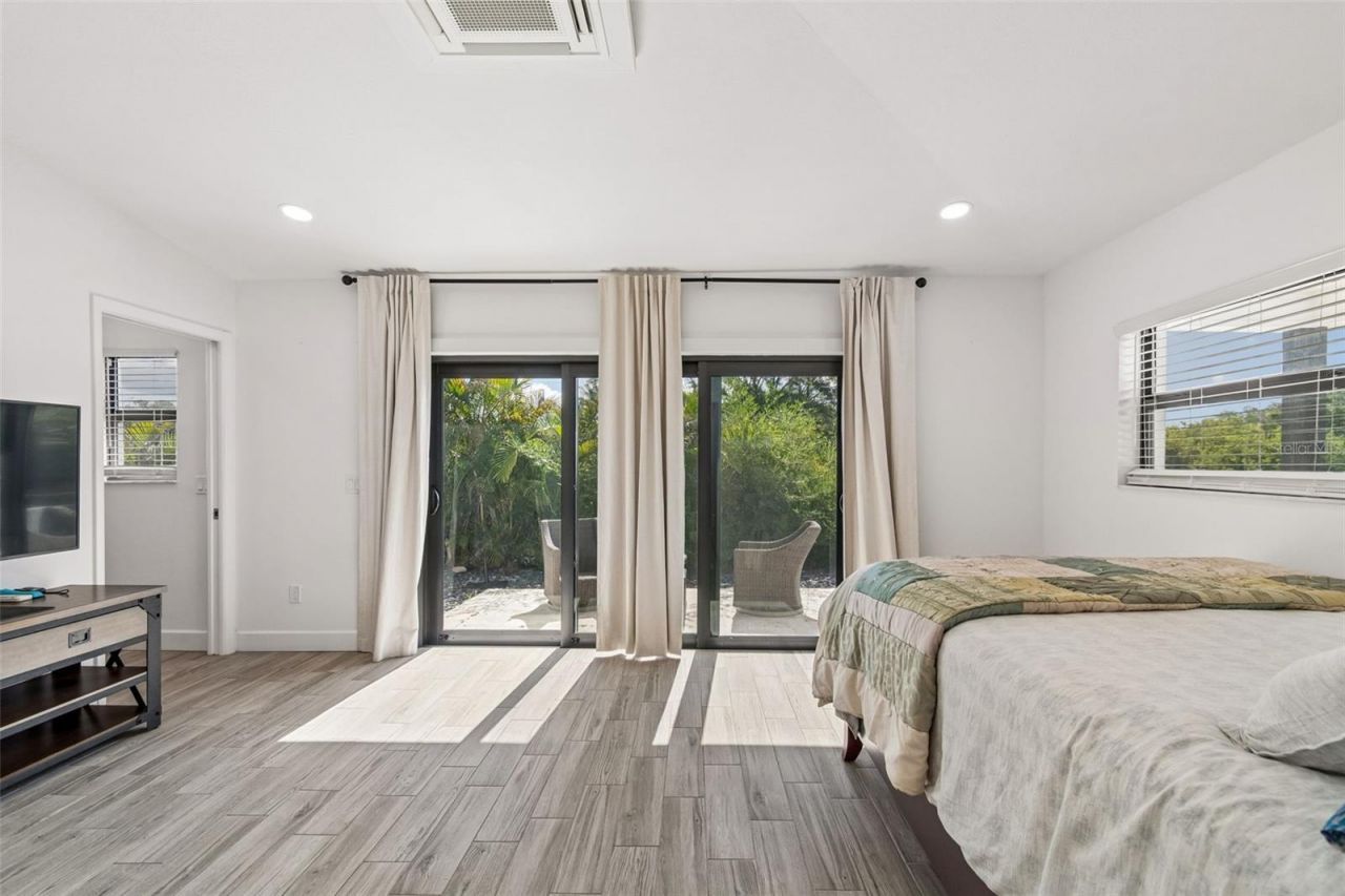 4213 Saltwater Boulevard, Tampa, FL 33615 Photo