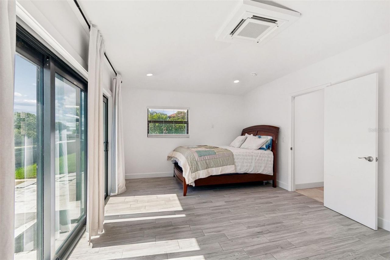 4213 Saltwater Boulevard, Tampa, FL 33615 Photo