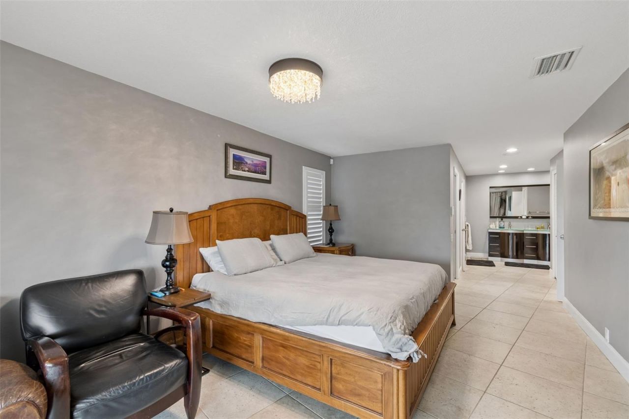 4213 Saltwater Boulevard, Tampa, FL 33615 Photo