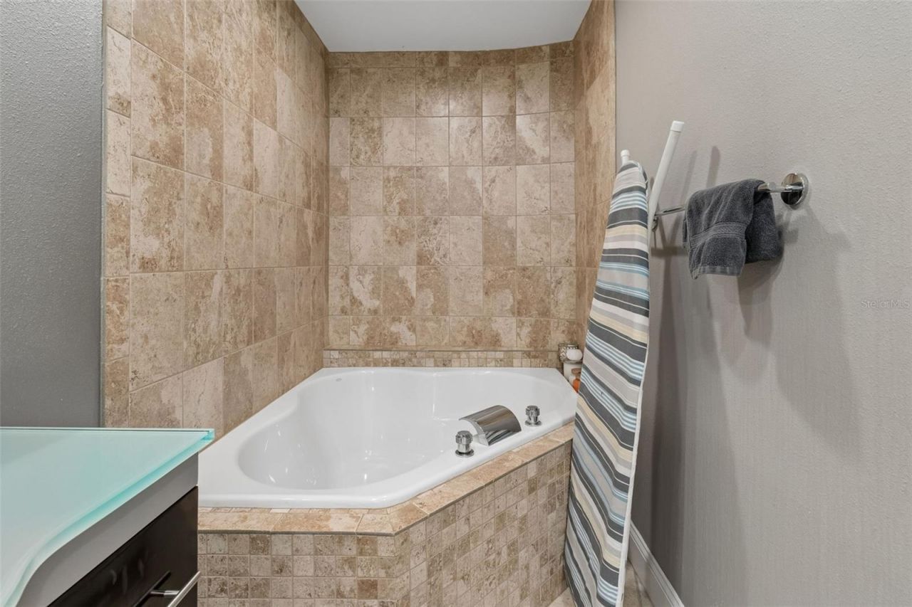 4213 Saltwater Boulevard, Tampa, FL 33615 Photo