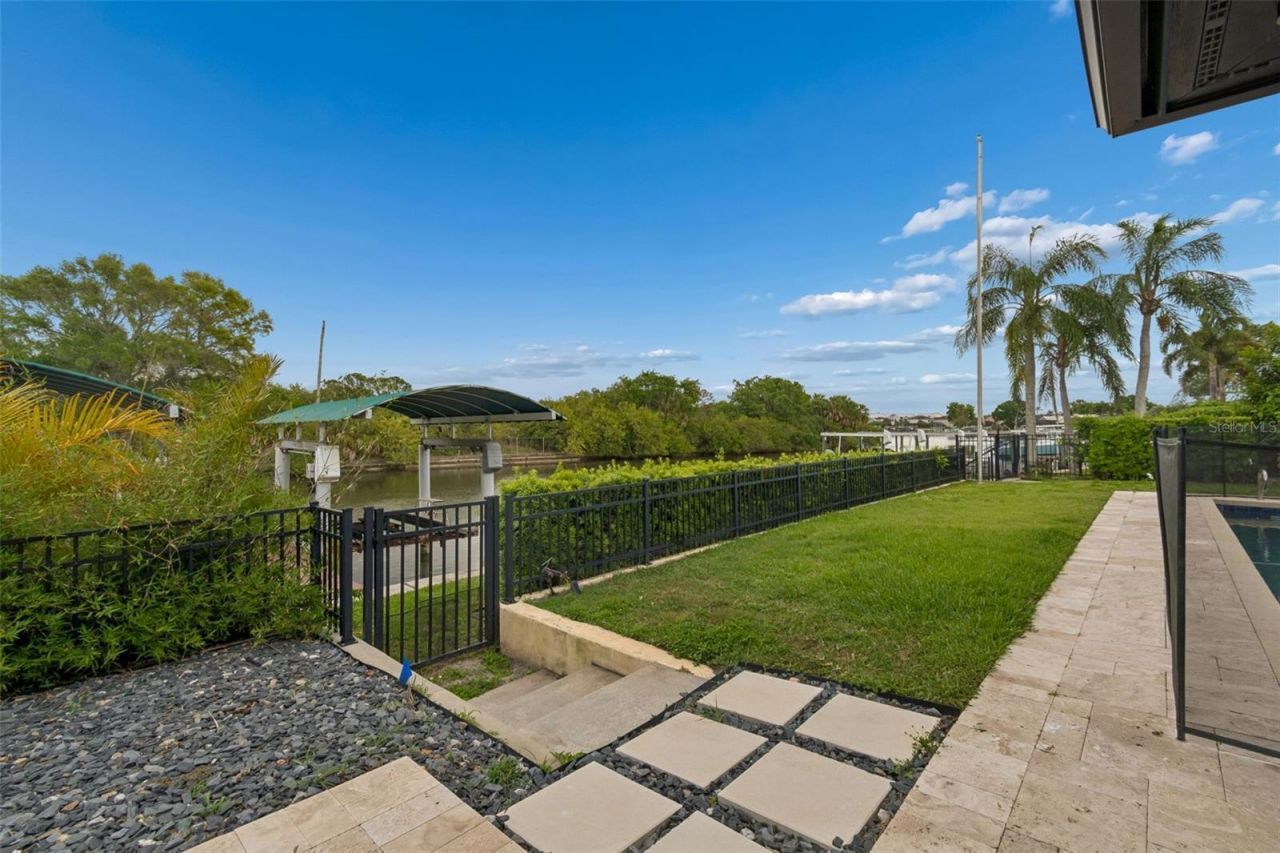 4213 Saltwater Boulevard, Tampa, FL 33615 Photo