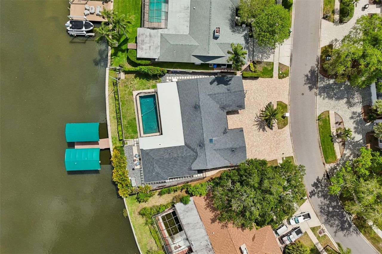 4213 Saltwater Boulevard, Tampa, FL 33615 Photo