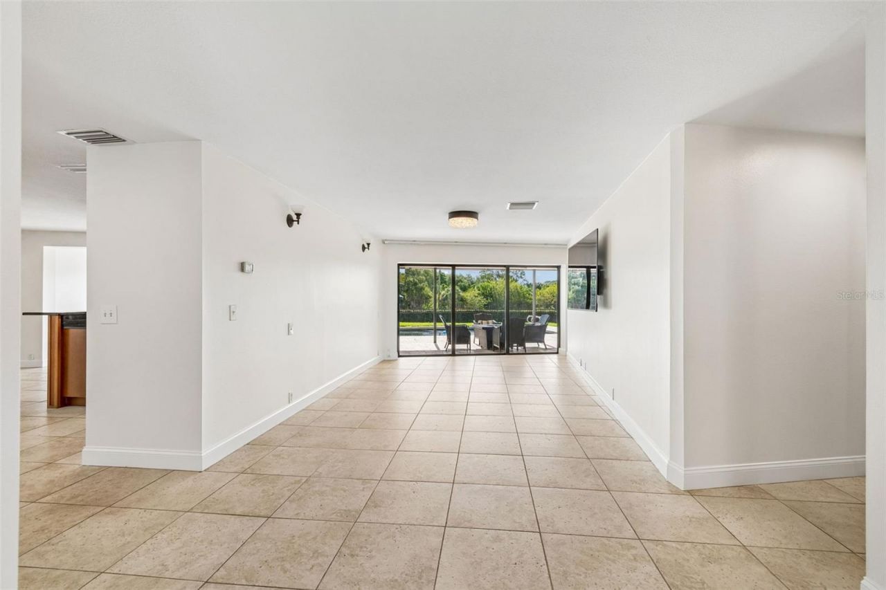 4213 Saltwater Boulevard, Tampa, FL 33615 Photo