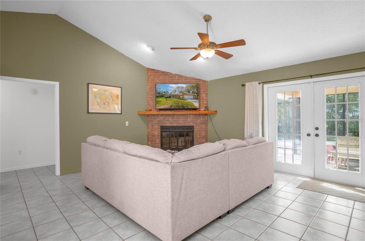 826 E Gaines Lane , Hernando, FL 34442 Photo