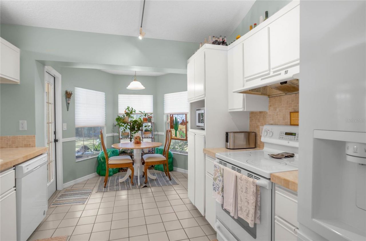 826 E Gaines Lane , Hernando, FL 34442 Photo