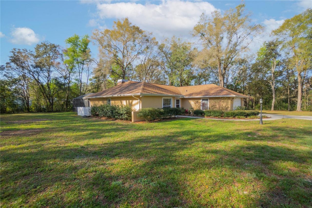 826 E Gaines Lane , Hernando, FL 34442 Photo