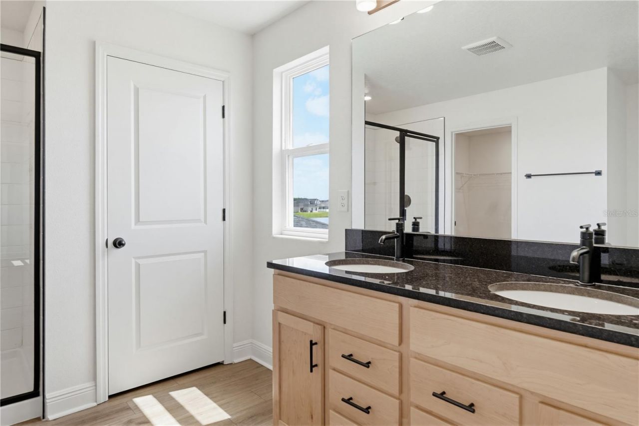 9395 Sandy Bluffs Circle, Parrish, FL 34219 Photo