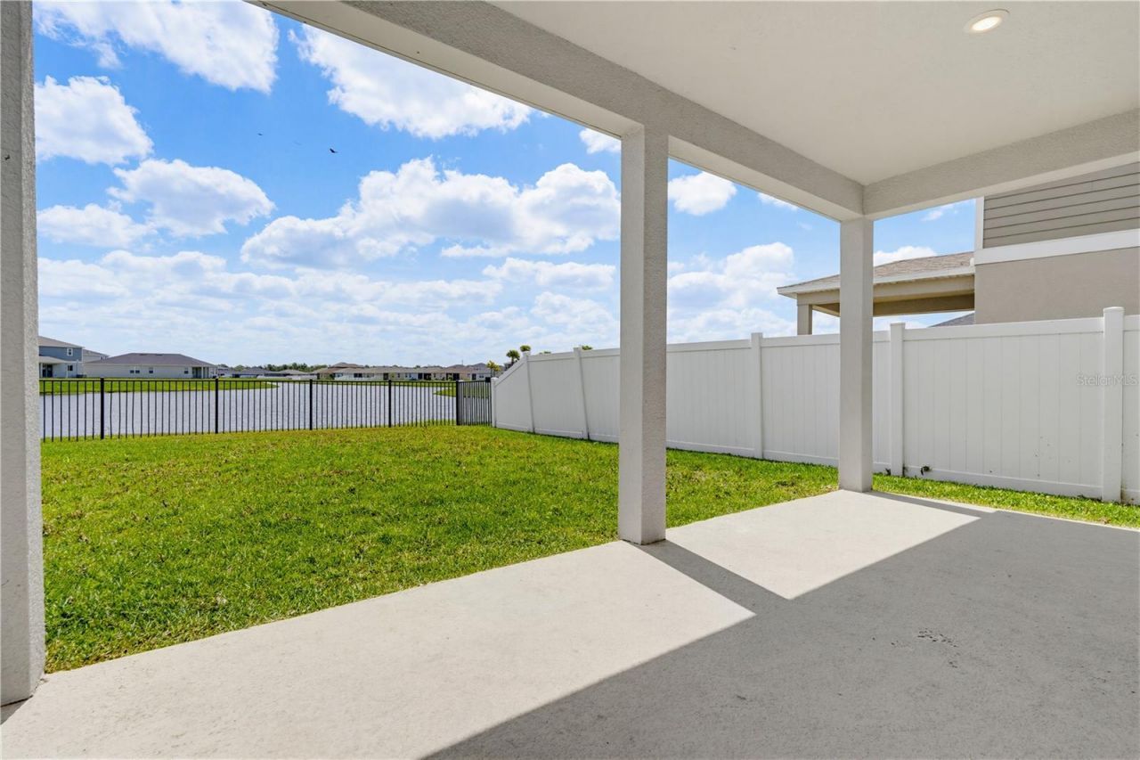 9395 Sandy Bluffs Circle, Parrish, FL 34219 Photo