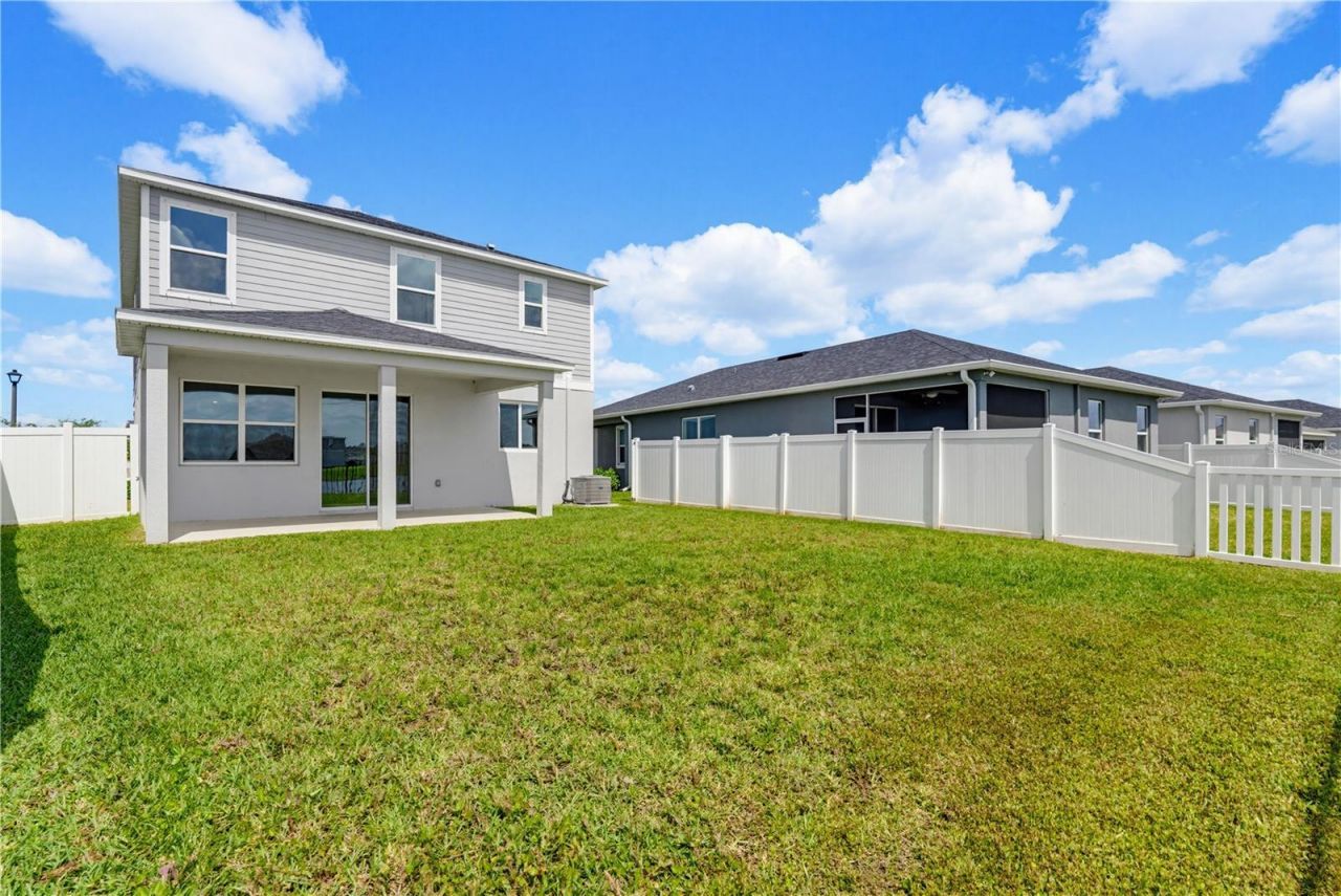 9395 Sandy Bluffs Circle, Parrish, FL 34219 Photo