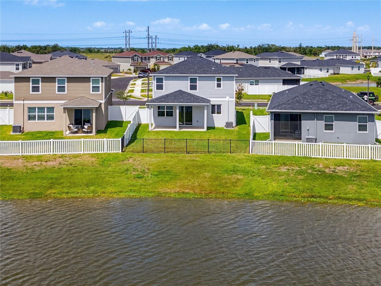 9395 Sandy Bluffs Circle, Parrish, FL 34219 Photo