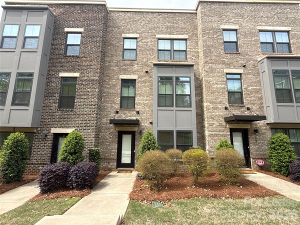 324 Chattooga Way , Charlotte, NC 28211