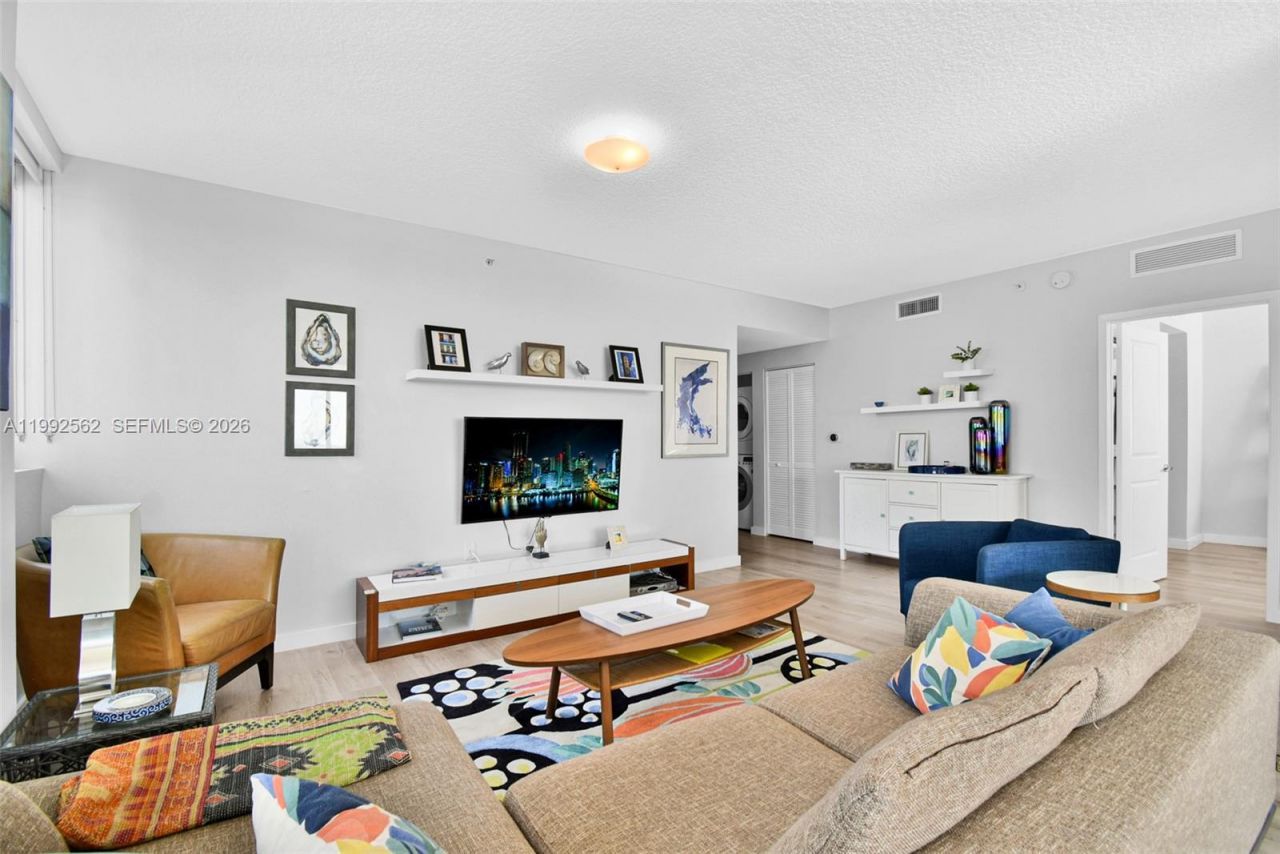 601 NE 23rd St , Unit 1403, Miami, FL 33137 Photo