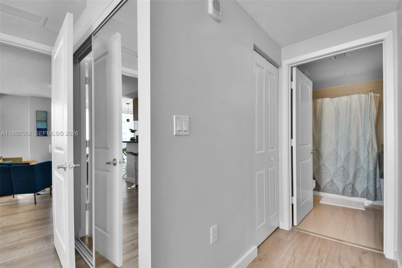 601 NE 23rd St , Unit 1403, Miami, FL 33137 Photo