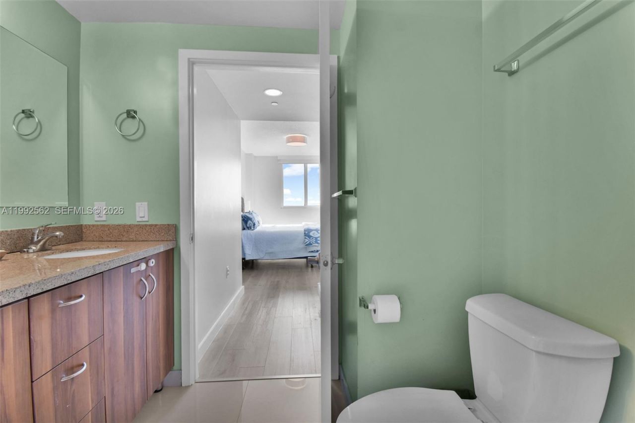 601 NE 23rd St , Unit 1403, Miami, FL 33137 Photo