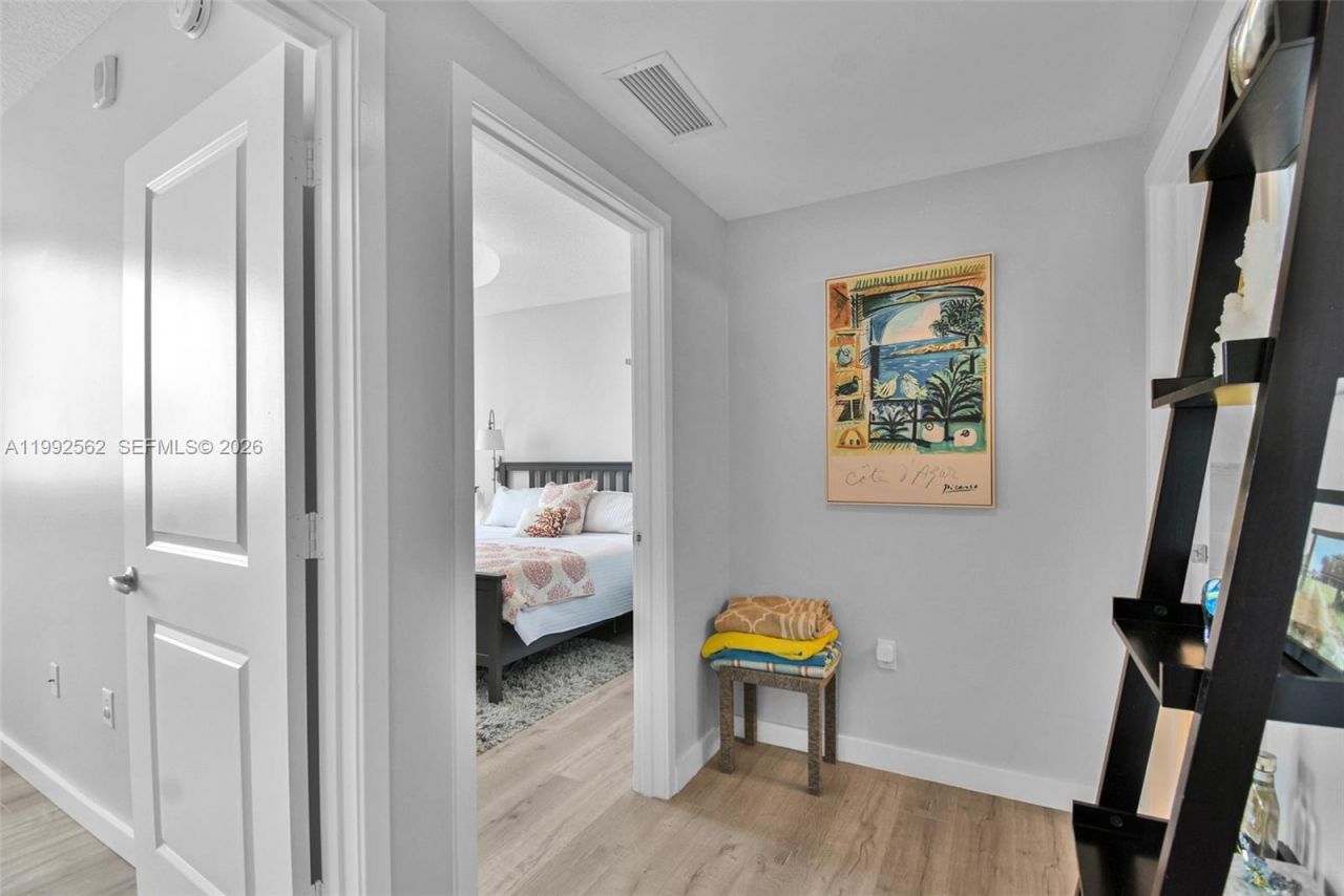 601 NE 23rd St , Unit 1403, Miami, FL 33137 Photo