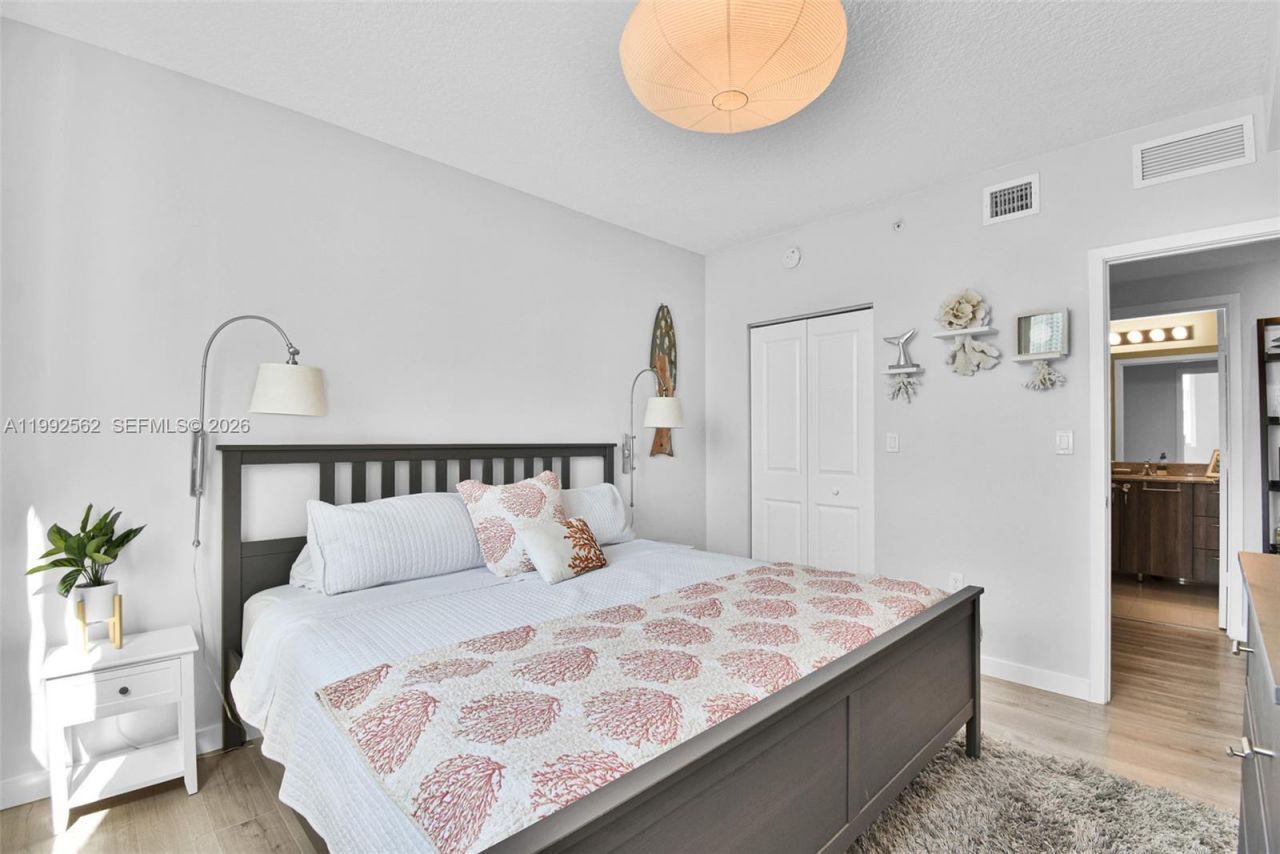 601 NE 23rd St , Unit 1403, Miami, FL 33137 Photo