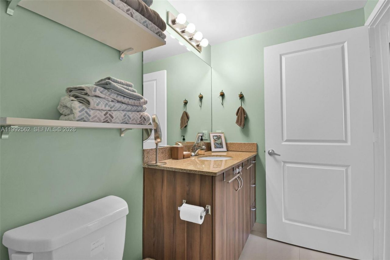601 NE 23rd St , Unit 1403, Miami, FL 33137 Photo
