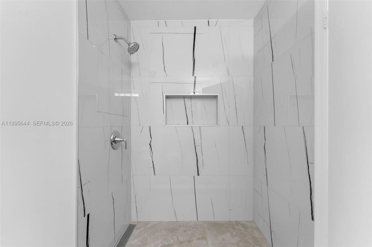 17570 SW 142nd Ct, Miami, FL 33177 Photo