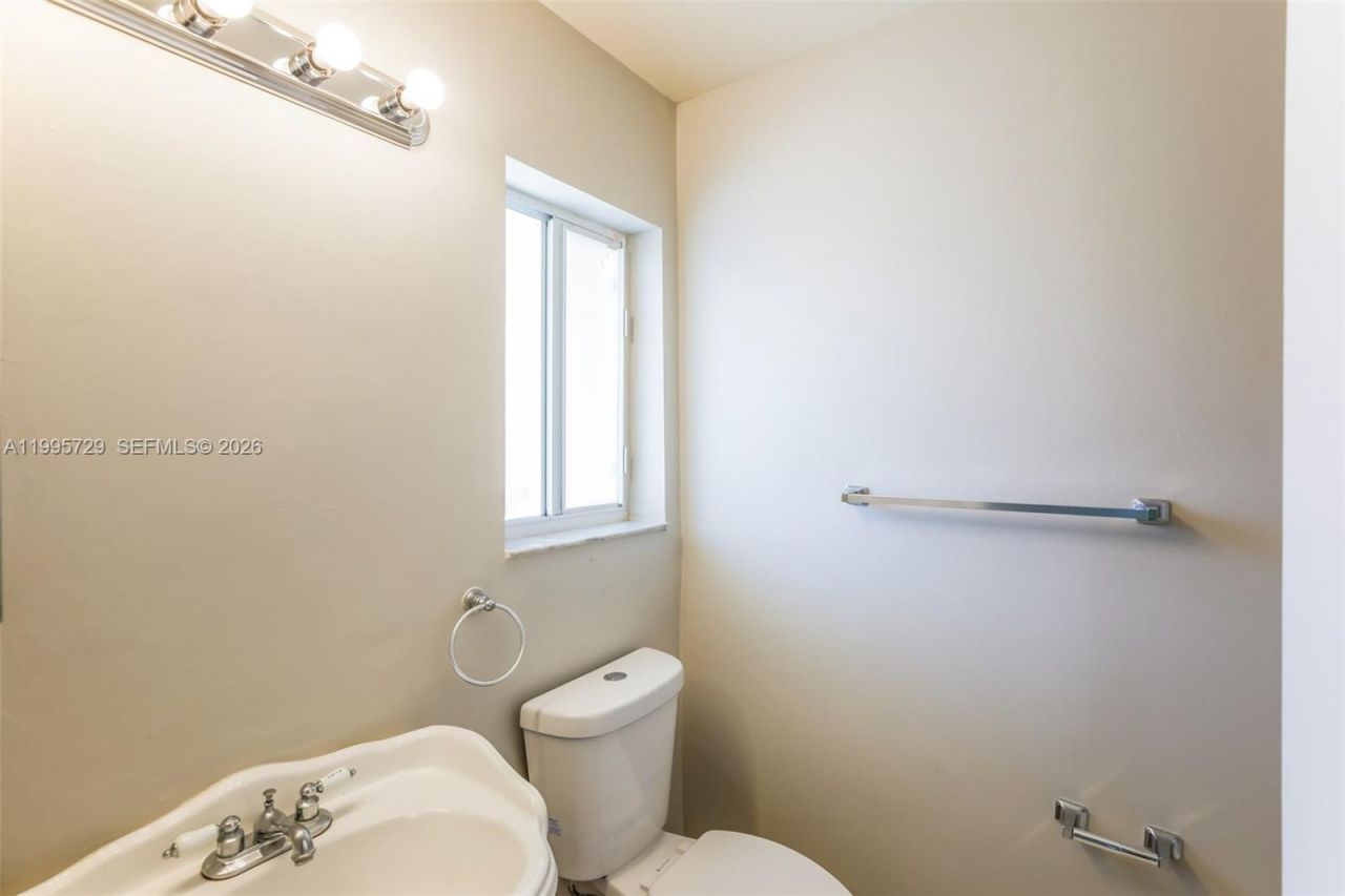 13921 SW 173rd Ter , Miami, FL 33177 Photo