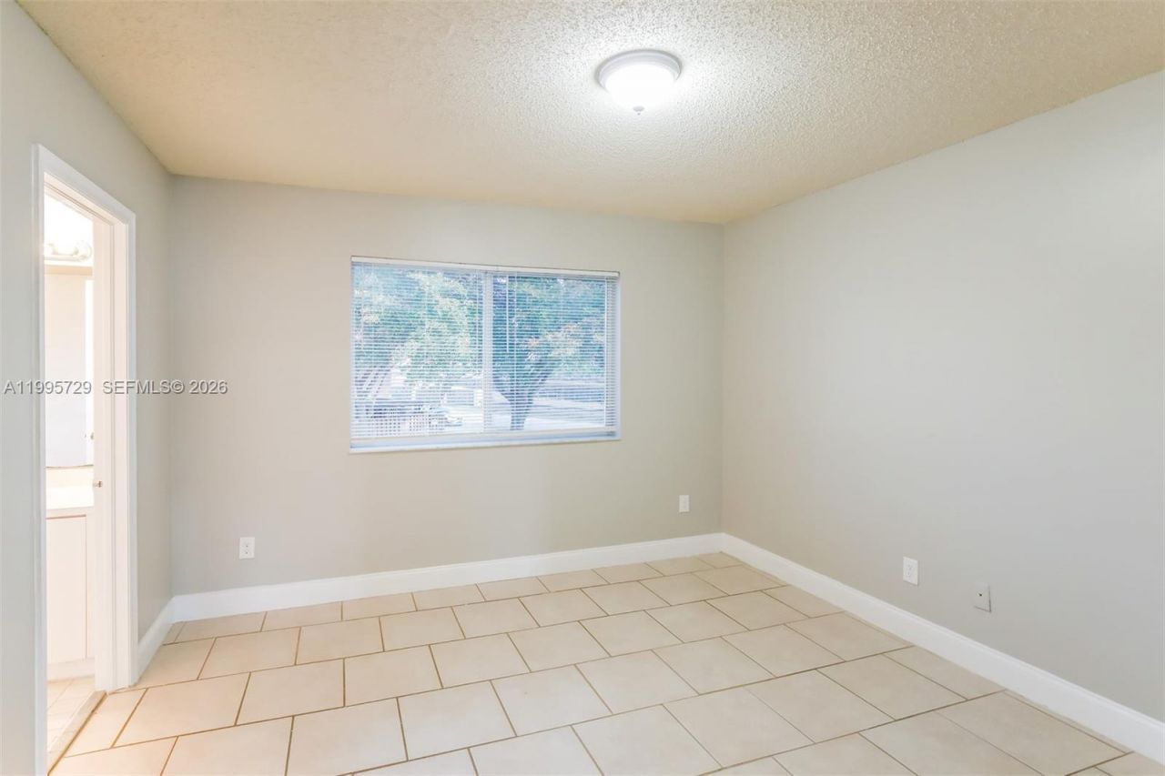 13921 SW 173rd Ter , Miami, FL 33177 Photo