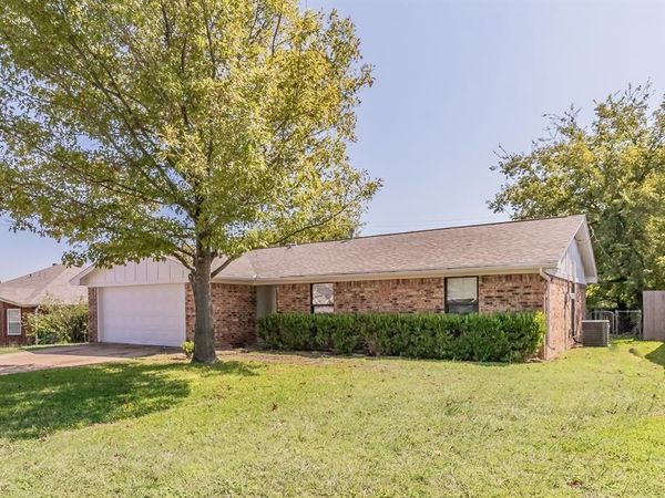 504 Rolling Hills Drive, Aledo, TX 76008