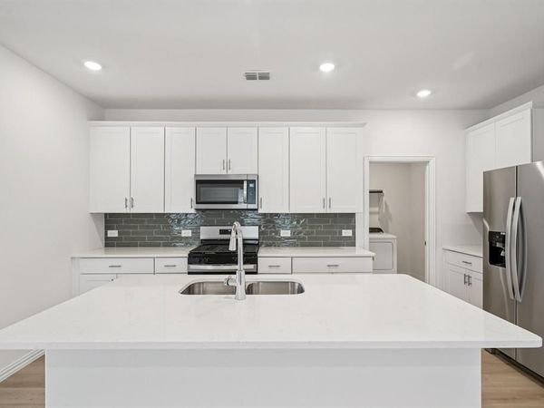 1404 Bridgestone Drive , Princeton, TX 75071