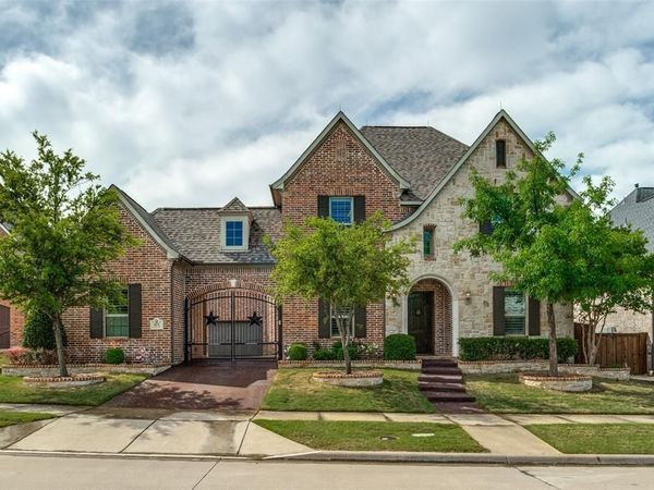 1071 Jennala Drive , Frisco, TX 75036