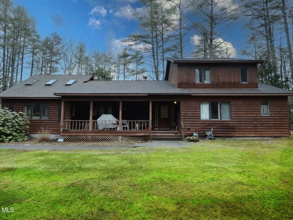 2727 Schroon River Road, Chestertown, NY 12817