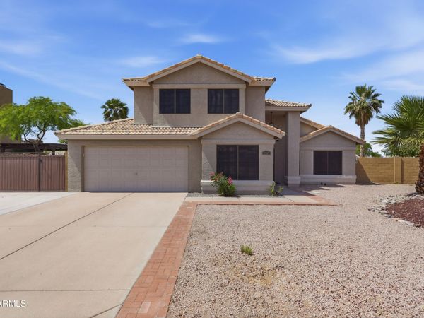 3040 N SAFFRON, Mesa, AZ 85215