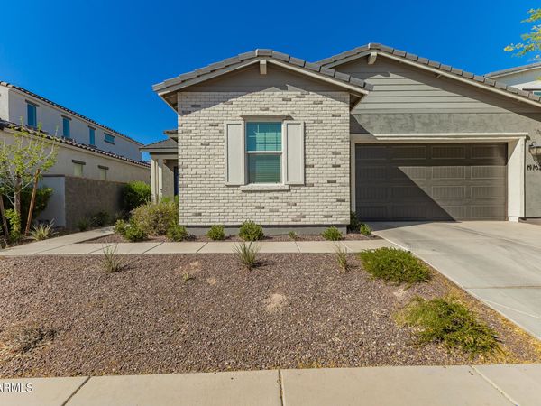 19762 W EXETER Boulevard, Litchfield Park, AZ 85340