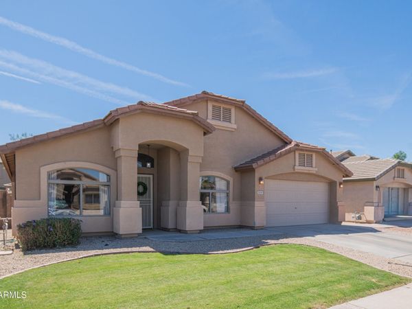 21139 E Camina Plata Street, Queen Creek, AZ 85142