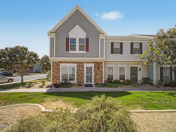 1600 N Saba Street, Unit 111, Chandler, AZ 85225