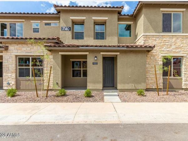 740 E LARK Street, Unit 102, Gilbert, AZ 85297