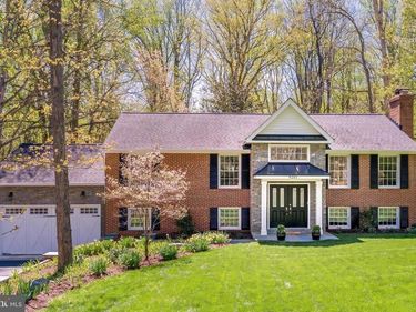 9201 WEANT DRIVE, GREAT FALLS, VA 22066