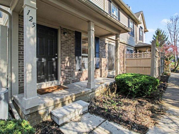 125 Commons Circle, Saline, MI 48176