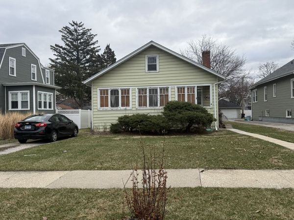 127 S Princeton Avenue , Villa Park, IL 60181