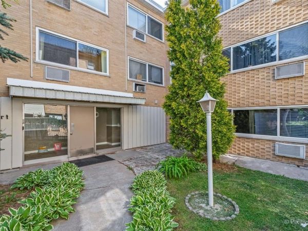 1610 W Jarvis Avenue , Unit 2B, Chicago, IL 60626