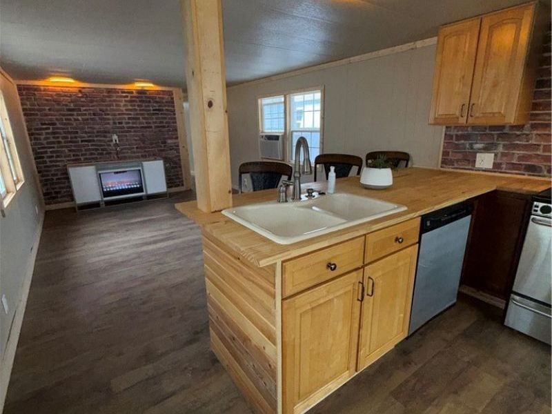 9735 chillicothe Road, Kirtland, OH 44094 Photo 3