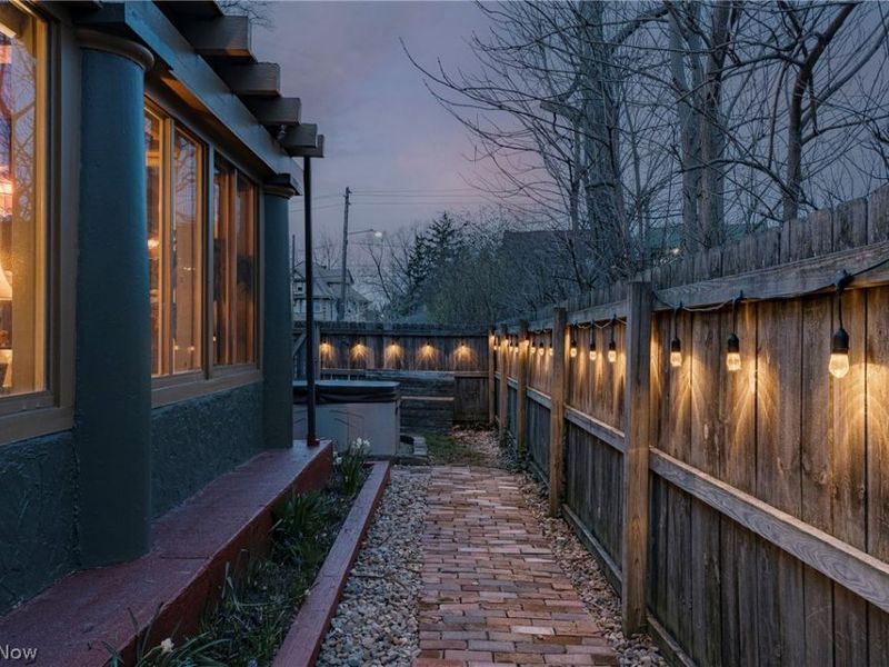 12973 Clifton Boulevard, Lakewood, OH 44107 Photo 6