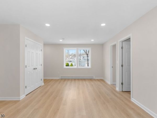 127 Main St, Unit 2A, Bloomingdale, NJ 07403